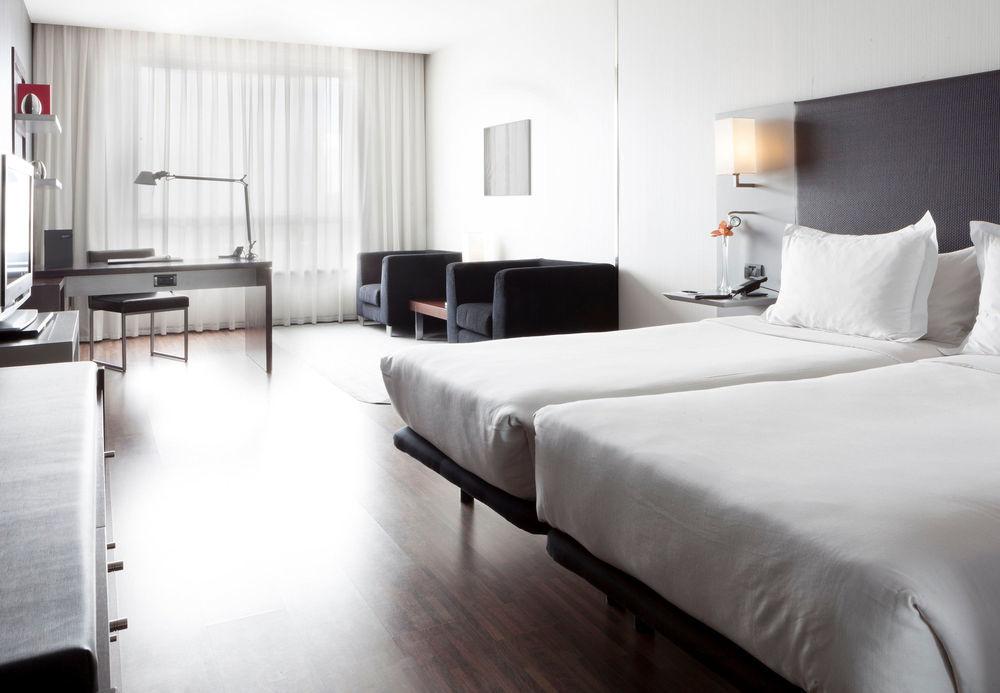 קוסלאדה Ac Hotel By Marriott Madrid Airport מראה חיצוני תמונה