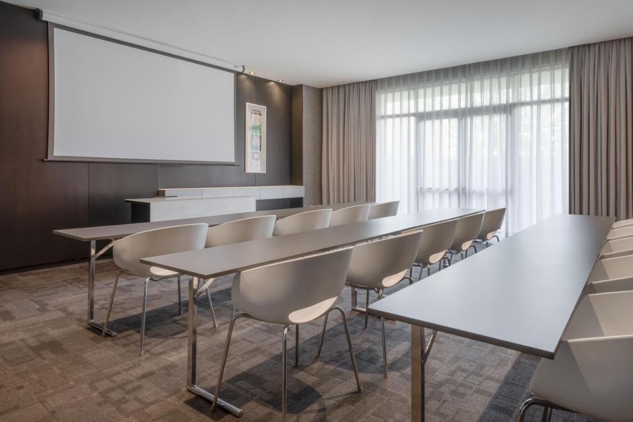קוסלאדה Ac Hotel By Marriott Madrid Airport מראה חיצוני תמונה