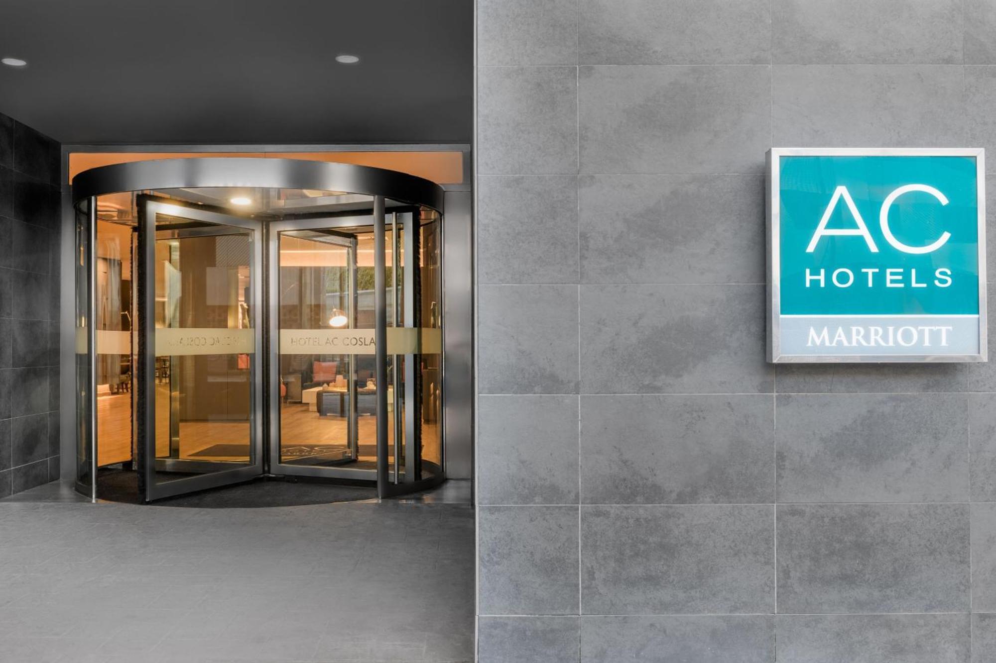 קוסלאדה Ac Hotel By Marriott Madrid Airport מראה חיצוני תמונה