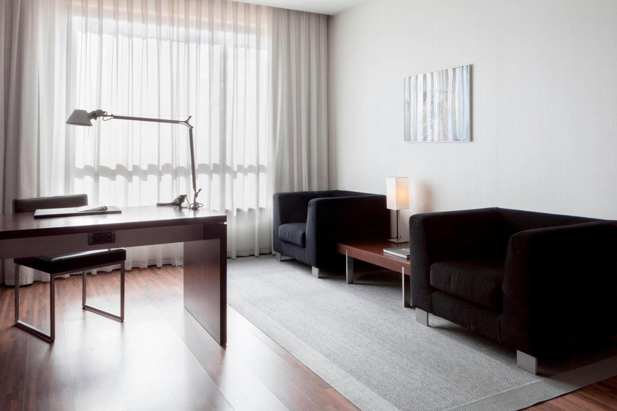 קוסלאדה Ac Hotel By Marriott Madrid Airport מראה חיצוני תמונה