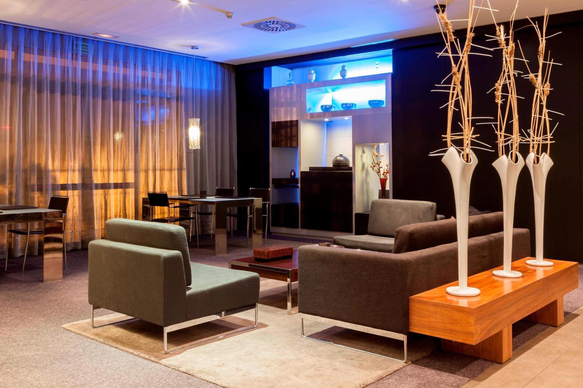 קוסלאדה Ac Hotel By Marriott Madrid Airport מראה חיצוני תמונה